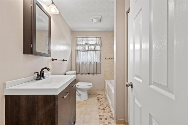 full bath with a textured ceiling, a tub to relax in, toilet, vanity, and a shower