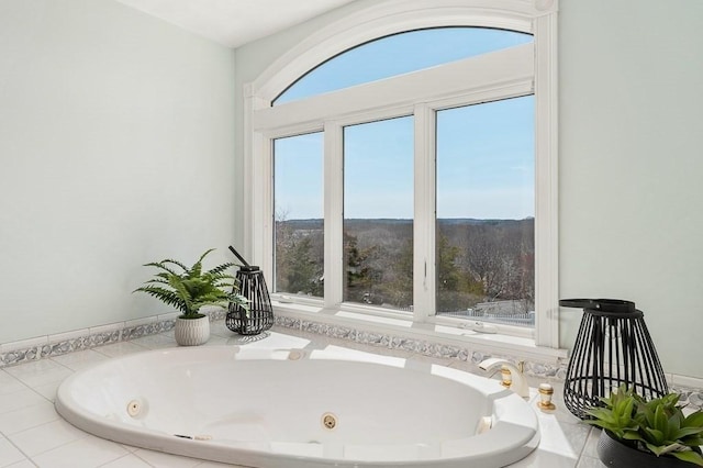 3 Longview Ter, Gloucester, MA 01930 - bathroom with a tub with jets