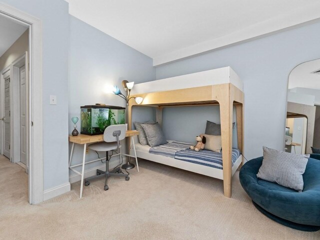 92 Warren St Unit W-1, Boston, MA 02129 - carpeted bedroom featuring baseboards