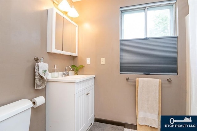 199 Lake St Unit 26, Weymouth, MA 02189 - bathroom with vanity and toilet