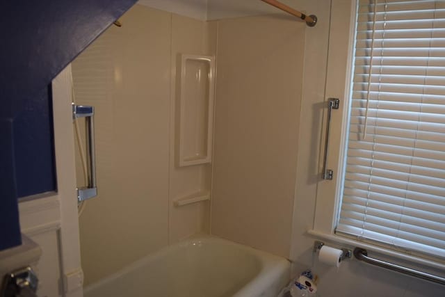959 Ray St, Fall River, MA 02720 - full bathroom with  shower combination