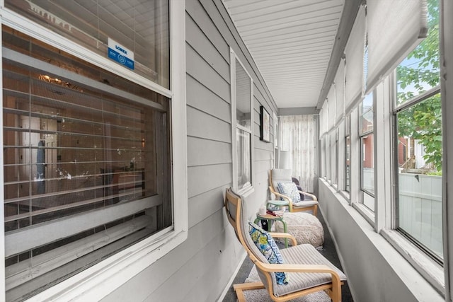 120 Fulton St, Lowell, MA 01850 - view of sunroom