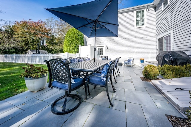 view of patio / terrace with area for grilling