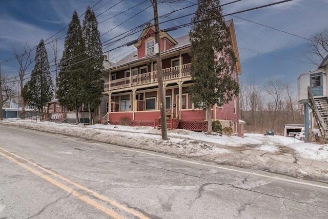 view of front of house