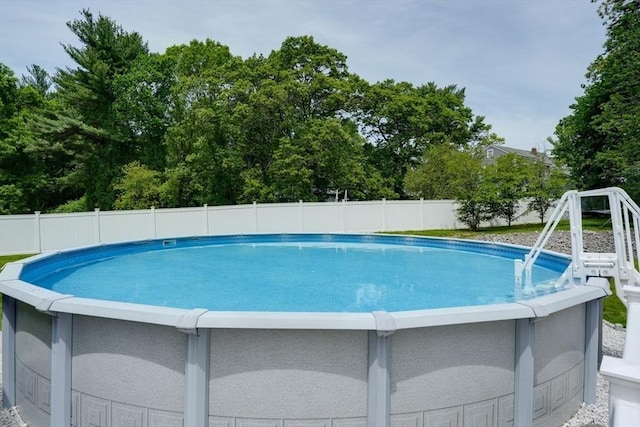 7 Luan Cir, Chelmsford, MA 01824 - view of pool