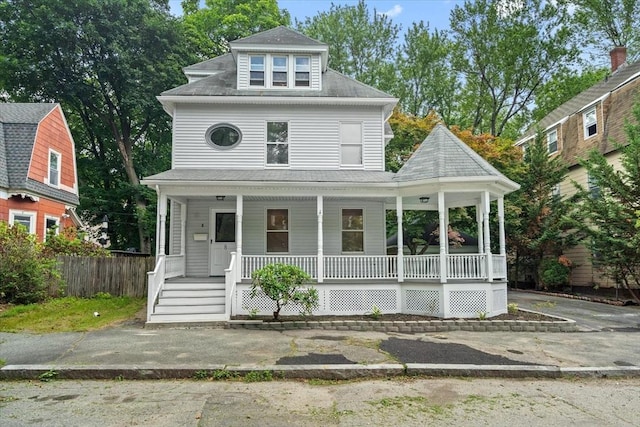 8 Hobson Ave, Worcester, MA 01603 - view of front of house featuring a porch