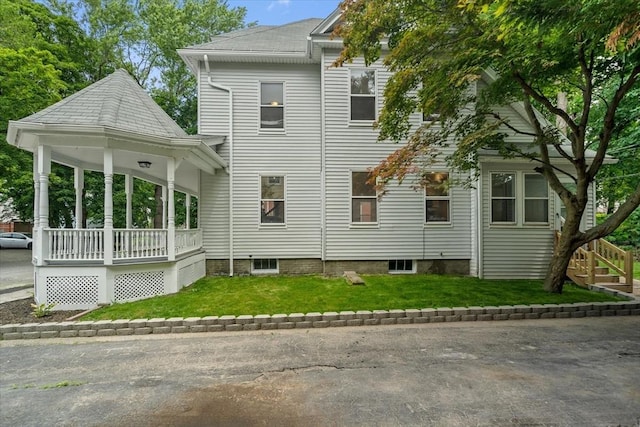 8 Hobson Ave, Worcester, MA 01603 - view of property exterior featuring a lawn and stairs