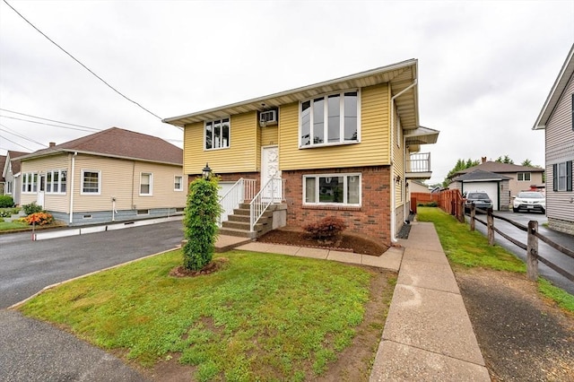 20 Cady St, Ludlow, MA 01056 - bi-level home with brick siding
