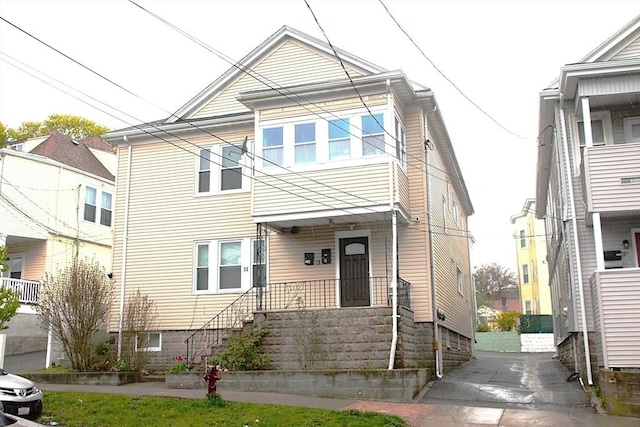 view of traditional-style home