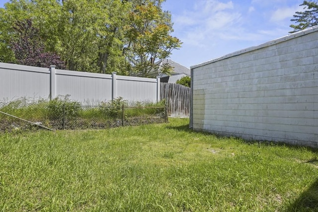 40 By St, Lowell, MA 01850 - view of yard