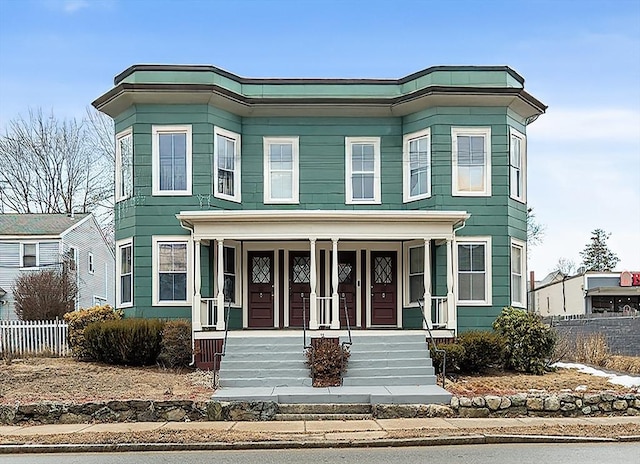 view of front of property with covered porch