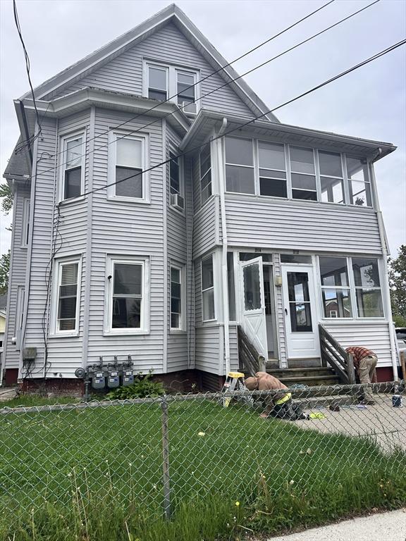 view of front of home featuring entry steps