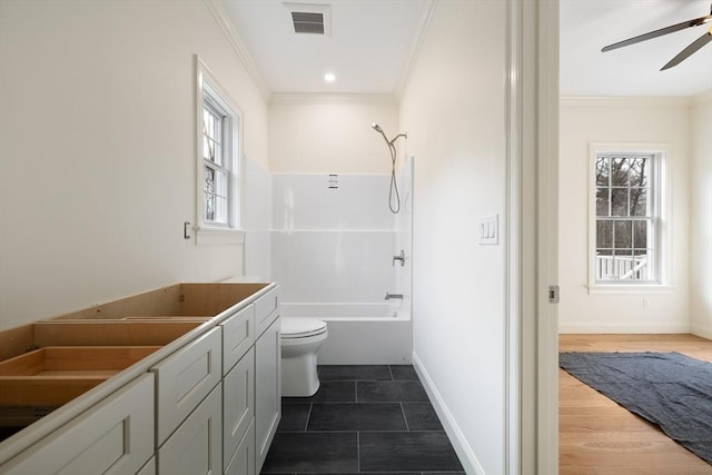 full bathroom featuring a ceiling fan, visible vents, crown molding, and toilet