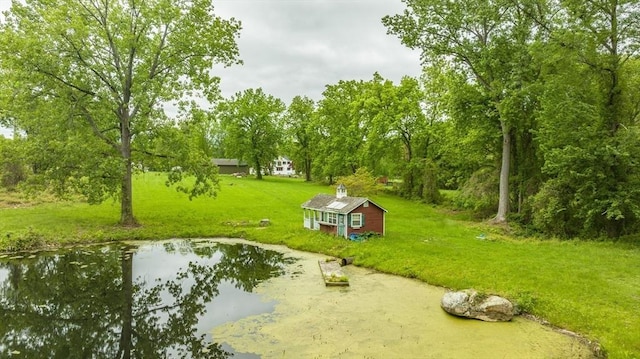 6 Hitching Post Ln, Wilbraham, MA 01095 - aerial view of property and surrounding area featuring a nearby body of water