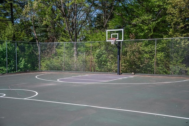 1610 Franklin Crossing Rd Unit 1610, Franklin, MA 02038 - view of sport court featuring community basketball court