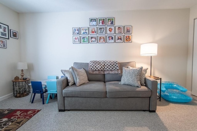 1610 Franklin Crossing Rd Unit 1610, Franklin, MA 02038 - carpeted living area featuring baseboards