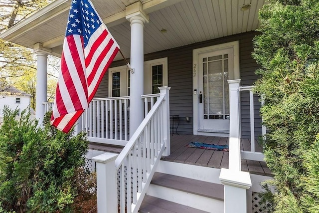 property entrance with a porch