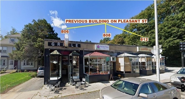 806 Pleasant St, Worcester, MA 01602