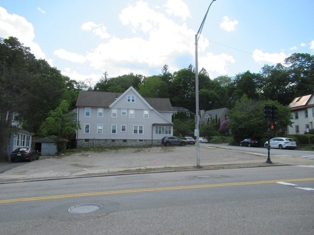 806 Pleasant St, Worcester, MA 01602