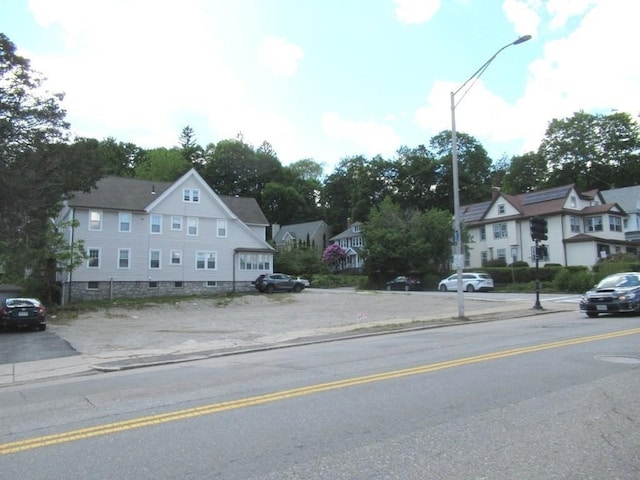 806 Pleasant St, Worcester, MA 01602