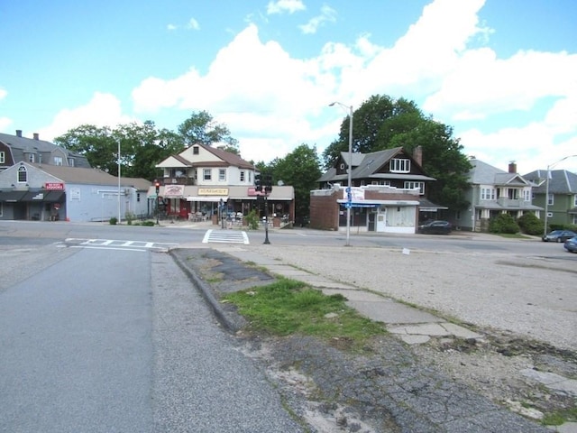 806 Pleasant St, Worcester, MA 01602