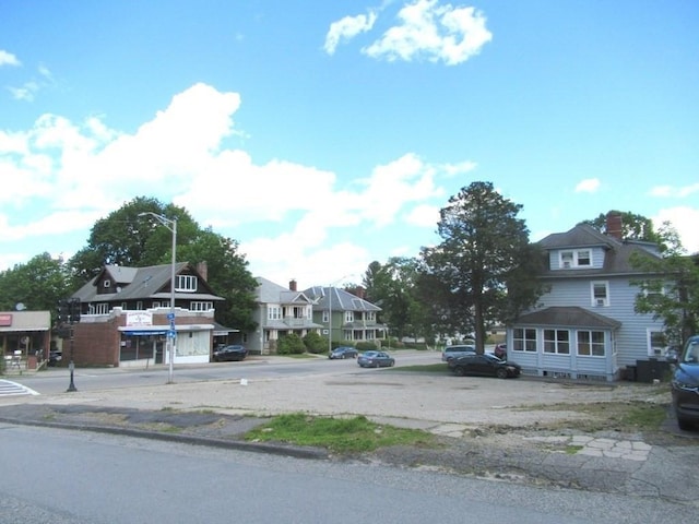 806 Pleasant St, Worcester, MA 01602