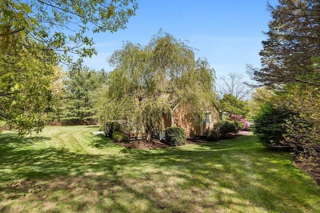 5 Campbell Rd, Middleton, MA 01949 - view of grassy yard