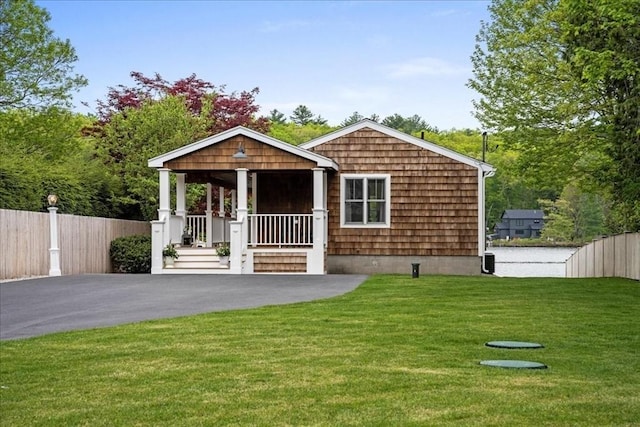 166 Klondike Rd, Dudley, MA 01571 - view of front of house featuring a porch