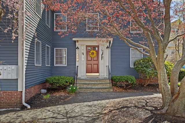 19 Wallis St Unit 4, Beverly, MA 01915 - view of doorway to property