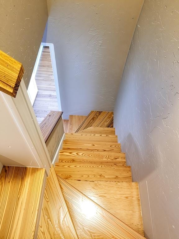 84-86R Cross St, Somerville, MA 02145 - view of stairway