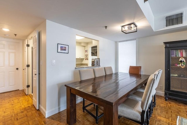 416 Commonwealth Ave Unit 212, Boston, MA 02115 - dining room with baseboards