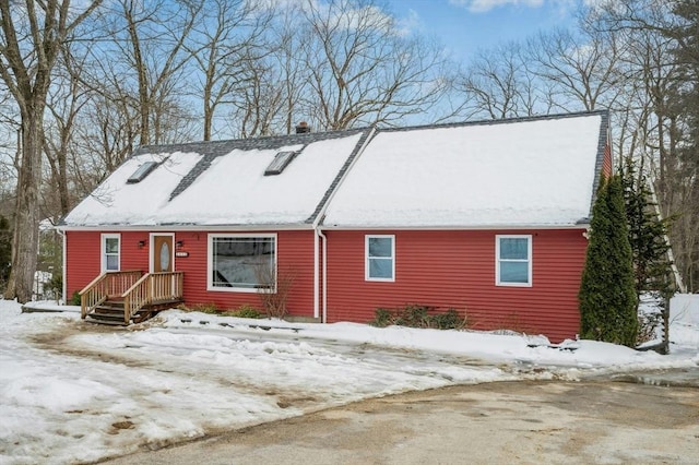 view of front of property