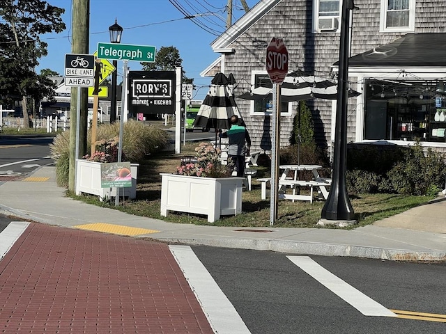 view of surrounding community