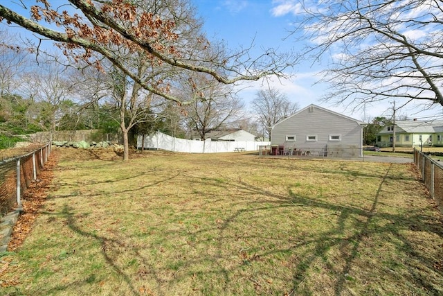 301 Main St, Acushnet, MA 02743 - view of yard