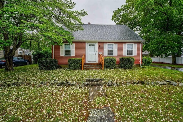 58 Huntington Ave, Dartmouth, MA 02747 - view of front of property with roof with shingles