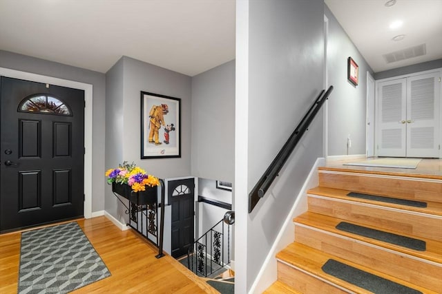 5 Cutler Rd, Paxton, MA 01612 - entrance foyer with wood finished floors