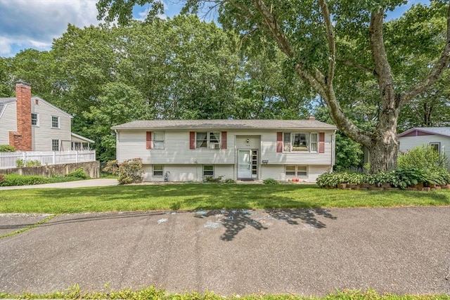 163 Lockland Ave, Framingham, MA 01701 - view of split foyer home