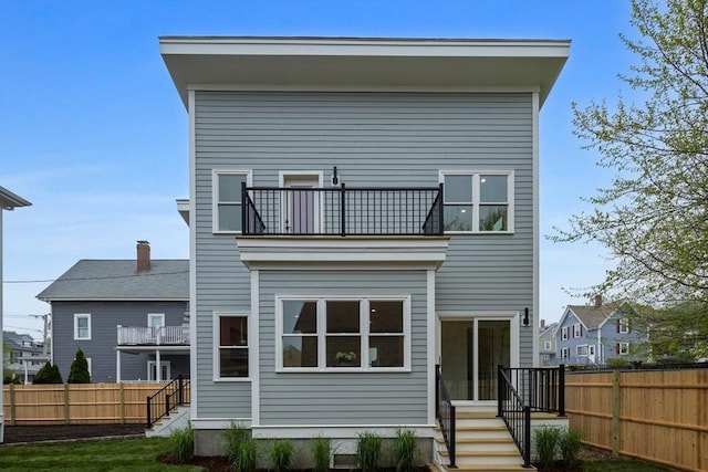 30A Emerald Rd Unit A, Nahant, MA 01908 - back of property with a balcony and fence