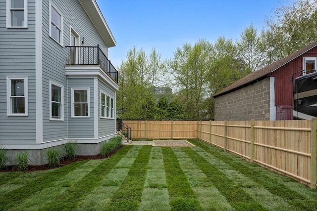 30A Emerald Rd Unit A, Nahant, MA 01908 - view of yard with a balcony