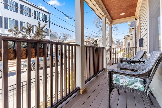 balcony featuring covered porch