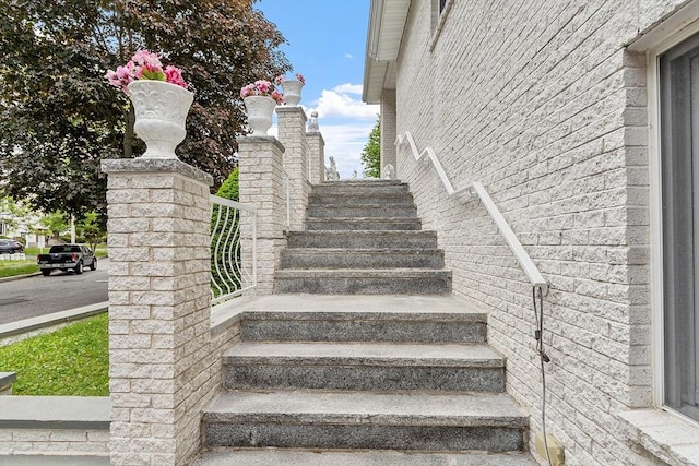 0 E Border Cir, Medford, MA 02155 - view of stairway