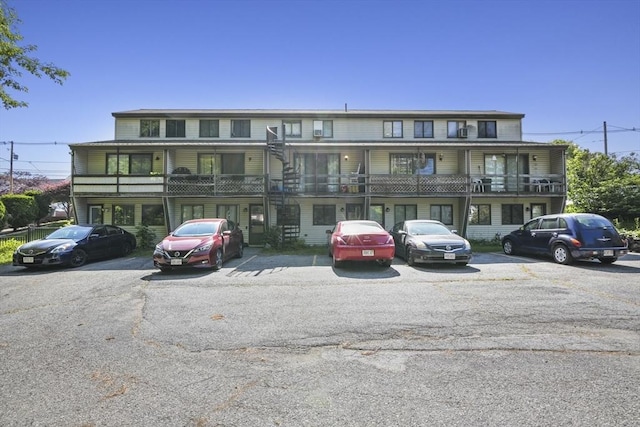 516 High St Unit 516, Clinton, MA 01510 - view of building exterior with uncovered parking