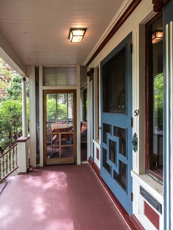 view of patio / terrace with a porch