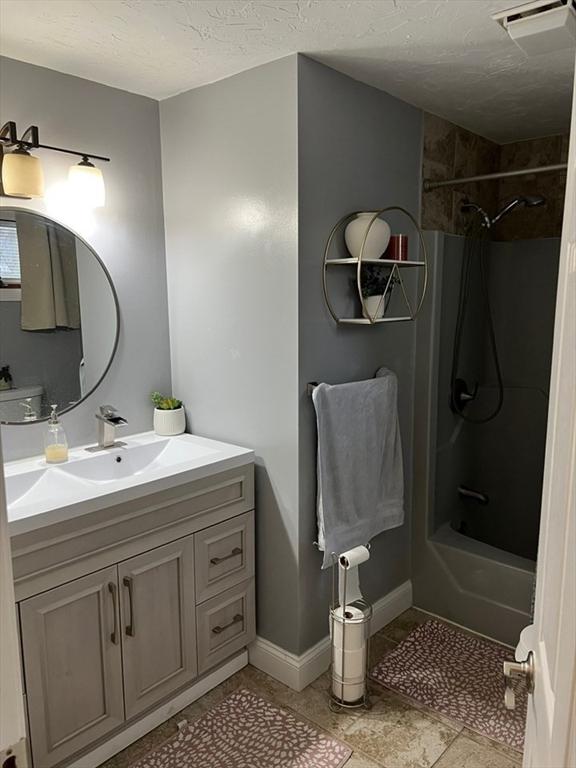 70 W High St, Avon, MA 02322