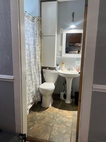 70 W High St, Avon, MA 02322