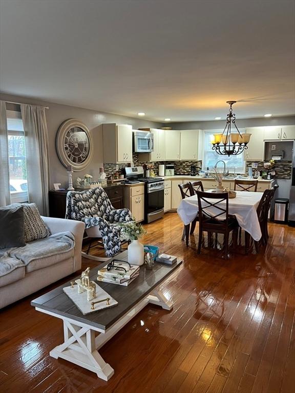 70 W High St, Avon, MA 02322