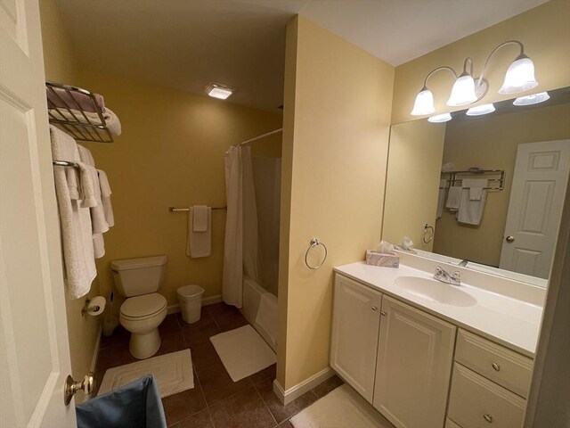 9201 Mountainside Dr Unit 9201, Hancock, MA 01237 - bathroom with tile patterned flooring, vanity, toilet, shower / tub combo, and baseboards