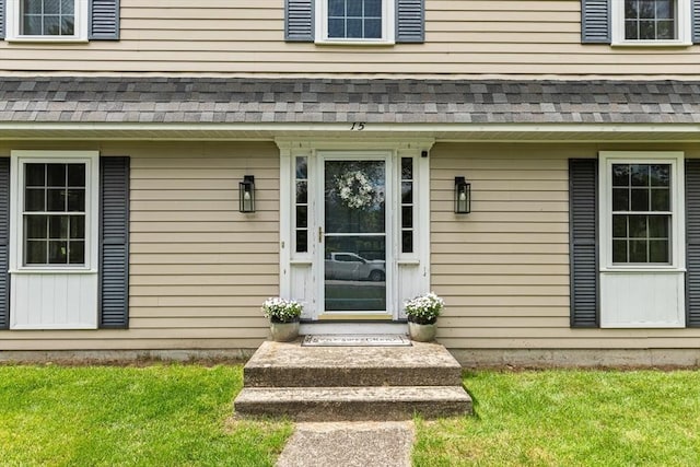 15 Bunny Ln, Brooklyn, CT 06234 - entrance to property featuring roof with shingles and a yard