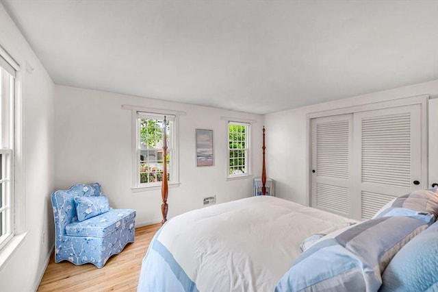 169 Mountainview Rd, East Longmeadow, MA 01028 - bedroom featuring light wood-type flooring, a closet, and baseboards