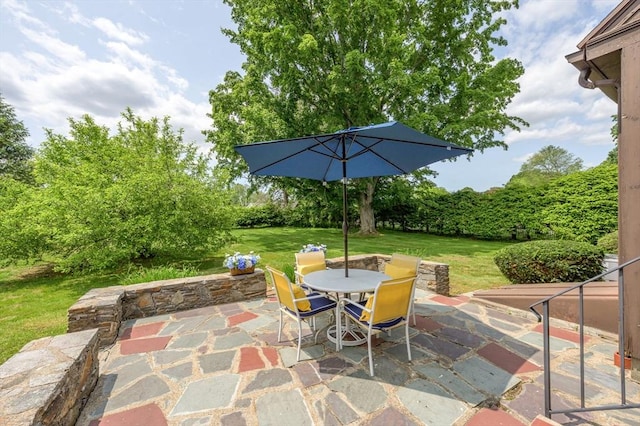 169 Mountainview Rd, East Longmeadow, MA 01028 - view of patio with outdoor dining space